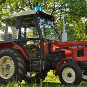 Traktor Zetor